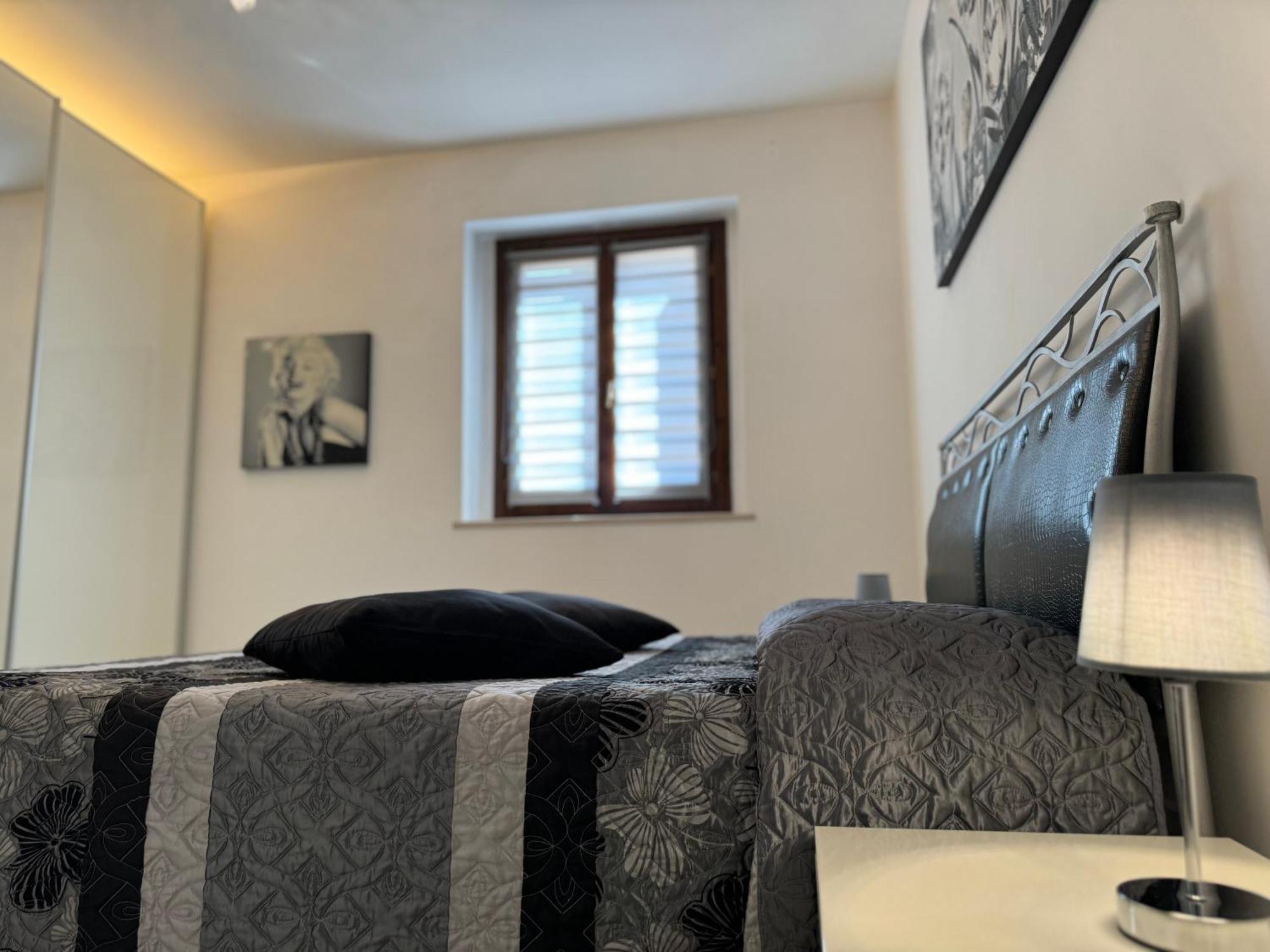 נורצ'יה Family Stylish Apartment מראה חיצוני תמונה